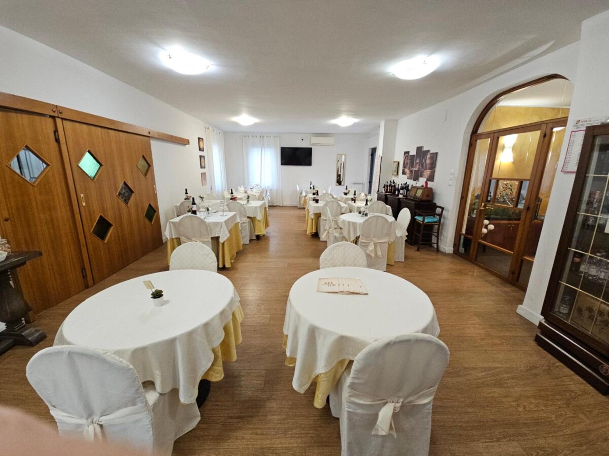 Hotel Mazzocchetti Чита' Сант'Анджело Екстериор снимка