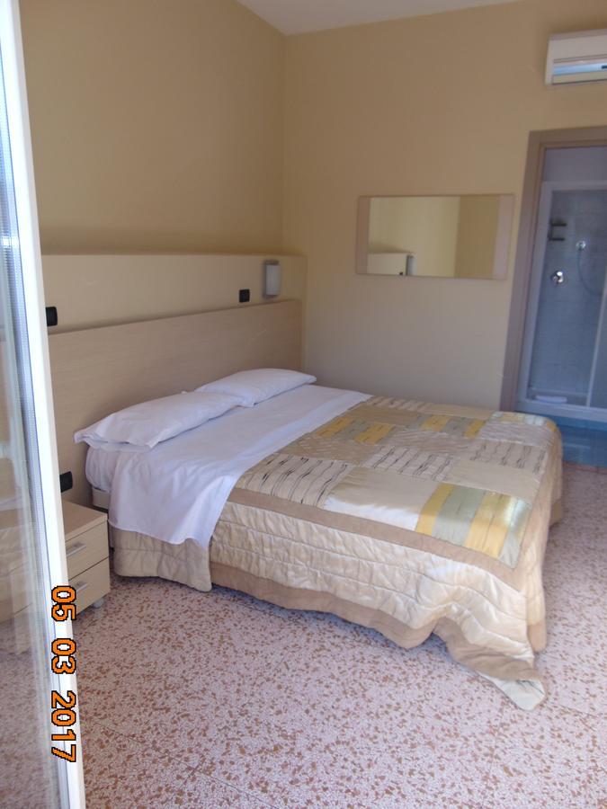 Hotel Mazzocchetti Чита' Сант'Анджело Екстериор снимка