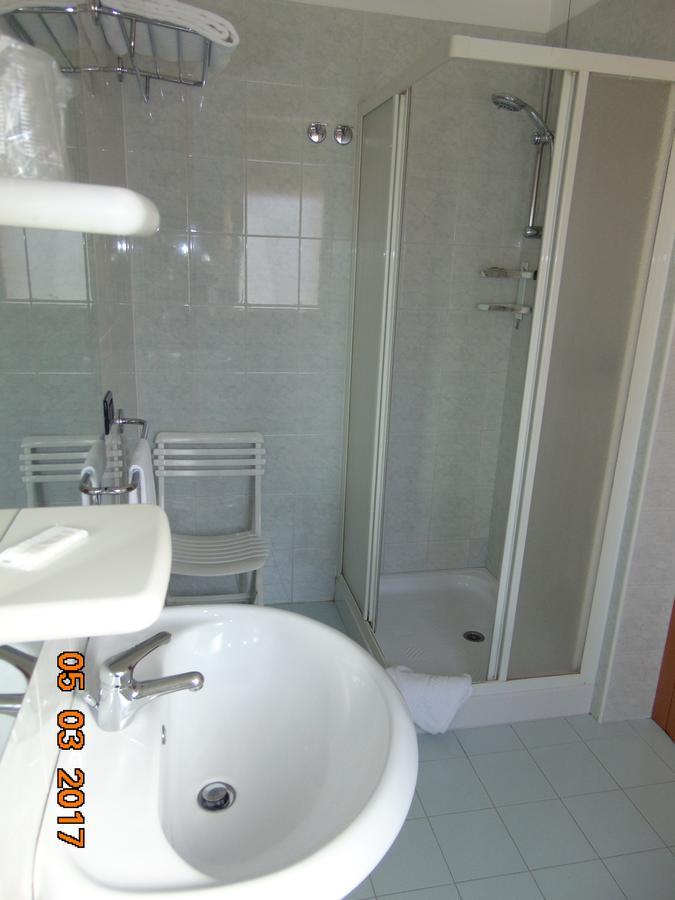 Hotel Mazzocchetti Чита' Сант'Анджело Екстериор снимка